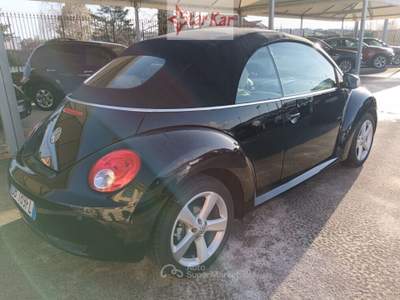 Volkswagen New Beetle Cabrio Nero usata Sora