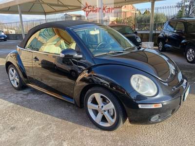Volkswagen New Beetle Cabrio Nero usata Sora