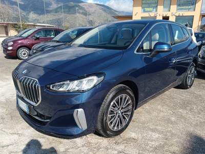 BMW Serie 5 518i 2er Active Tourer 218d Luxury Blu/Azzurro usata Sora