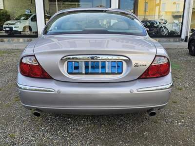 Jaguar S-Type Bellissima Jaguar s-type 4000v8  con 118000klm auto per amatori Argento usata Novara