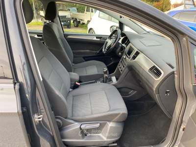 Volkswagen Golf 1.6 TDI 110CV Comfortline BlueMot.Tech. Grigio usata Sinalunga