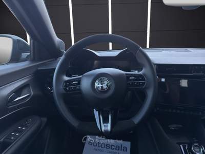 Alfa Romeo Junior 1.2 145 CV Hybrid eDCT6 Speciale Nero usata San Nicola la Strada