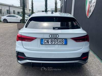 Audi Q3 35 2.0 tdi S line edition s-tronic SPB Sportback Bianco usata Vedelago