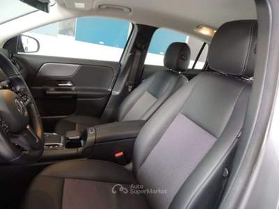Mercedes-Benz GLA d Automatic Business Extra Grigio usata Venezia