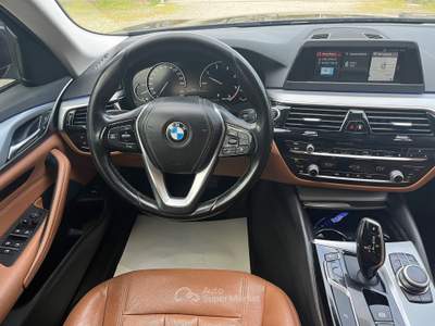 BMW Serie 5 530d Touring xdrive Luxury 249cv auto (IVA COMPRESA) Nero usata SAN GIOVANNI IN PERSICETO