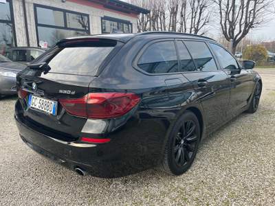 BMW Serie 5 530d Touring xdrive Luxury 249cv auto (IVA COMPRESA) Nero usata SAN GIOVANNI IN PERSICETO