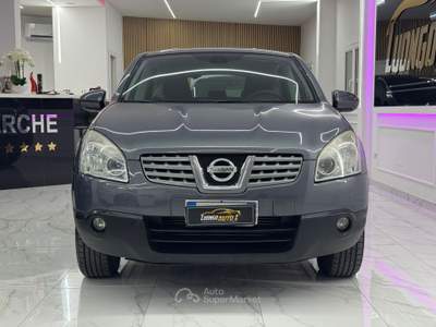 Nissan Qashqai Tekna Blu/Azzurro usata Qualiano
