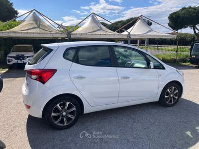 Hyundai ix20 1.6 125cv Comfort Bianco usata LIVORNO