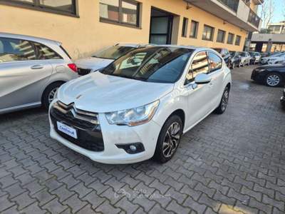 DS Automobiles DS 4 1.6 e-HDi 115 airdream Chic Bianco usata Sesto San Giovanni