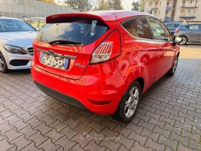 Ford Fiesta 1.5 TDCi 75CV 3 porte Titanium Rosso usata Sesto San Giovanni