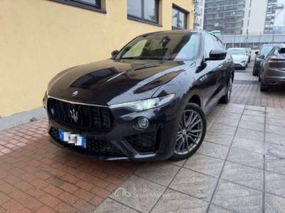 Maserati Levante V6 Diesel AWD Gransport Nero usata Sesto San Giovanni