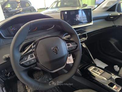 Peugeot 208 1.2 hybrid Allure 110cv e-dcs 6 Giallo usata Calco