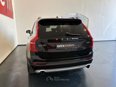 Volvo XC90 D5 AWD AUT. MOMENTUM Nero usata Follonica