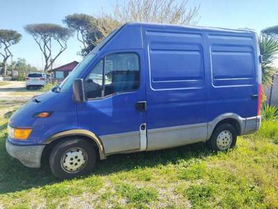 Iveco Daily 35S11 2.8 D PM-TA Furgone Blu/Azzurro usata Roma