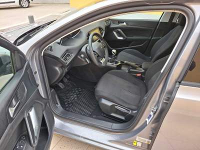 Peugeot 308 Sw 1.6 e-Hdi Business Grigio usata Manfredonia