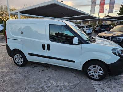 Fiat Doblò Doblò 1.6 MJT 105CV PC-TN Cargo Lamierato SX Bianco usata Rossano Veneto