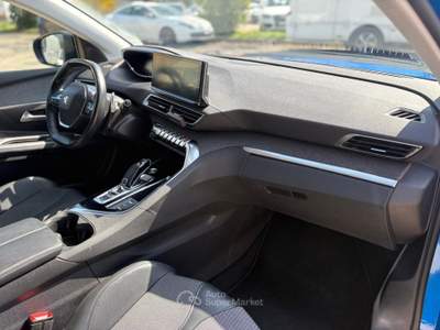 Peugeot 3008 3008 1.5 BlueHDI 130CV ALLURE PACK AUTOMATICO. Blu/Azzurro usata Pesaro