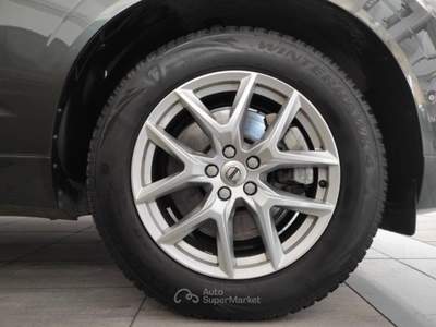 Volvo XC60  - xc60 b5 (d) awd geartronic momentum pro Grigio usata LEGNANO