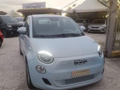 Fiat 500 500e Berlina 42 kWh La Prima Blu/Azzurro usata Castel Gandolfo Fiat 500 500e Berlina 42 kWh La Prima Blu/Azzurro usata Castel Gandolfo