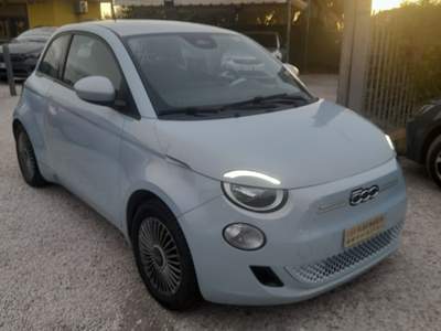 Fiat 500 500e Berlina 42 kWh La Prima Blu/Azzurro usata Castel Gandolfo