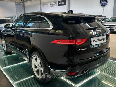 Jaguar F-Pace 2.0 D 180 CV AWD aut.Prestige"PERFETTA &GARANTITA" Nero usata Reggio nell'Emilia