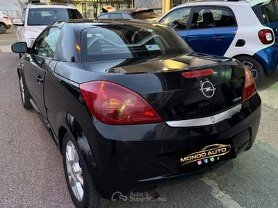 Opel Tigra TwinTop 1.4 16V 90 CV Sport CON IMPIANTO GPL OMOLOGATO Nero usata Cardito