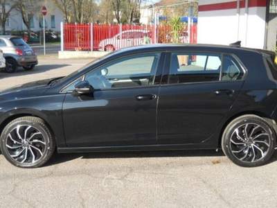 Volkswagen Golf 1.0 eTSI 14.000 KM EVO DSG LIFE AUTOMATICA Nero usata Mirandola