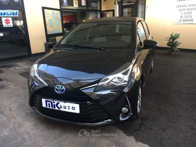 Toyota Yaris 1.5. Hybrid Active 5 P. Nero usata Torino