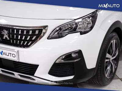 Peugeot 3008 1.2 Puretech Turbo Allure S&amp;S 130CV Bianco usata Latina