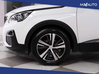 Peugeot 3008 1.2 Puretech Turbo Allure S&amp;S 130CV Bianco usata Latina