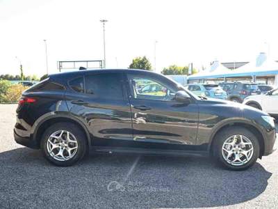 Alfa Romeo Stelvio 2.2 Turbodiesel 210 CV AT8 Q4 Executive Nero usata Pianezza