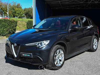 Alfa Romeo Stelvio 2.2 Turbodiesel 210 CV AT8 Q4 Executive Nero usata Pianezza
