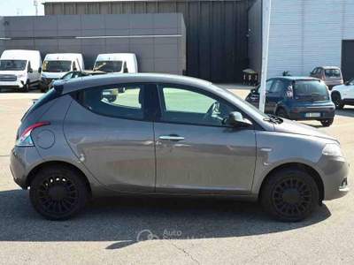 Lancia Ypsilon 1.0 FireFly S&S Hybrid Silver Grigio usata Pianezza