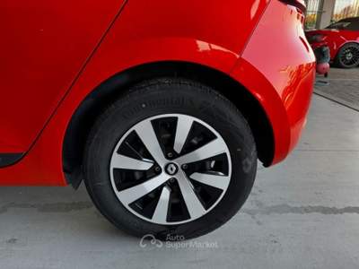Renault Clio 1.0 SCe 65 CV 5 porte Equilibre Arancione usata Sedriano