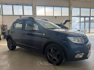 Dacia Sandero Stepway 1.5 dCi 8V 90CV Start&Stop Easy-R Blu/Azzurro usata Spilimbergo