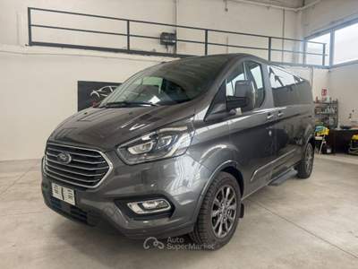 Ford Tourneo Custom 320 2.0 EcoBlue 150CV PC Titanium 8 POSTI Grigio usata Spilimbergo