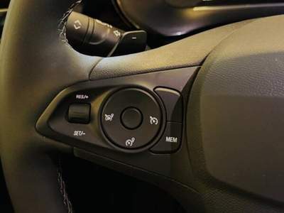 Opel Corsa 1.2 GS s&s 100cv at8 Argento usata Mozzo