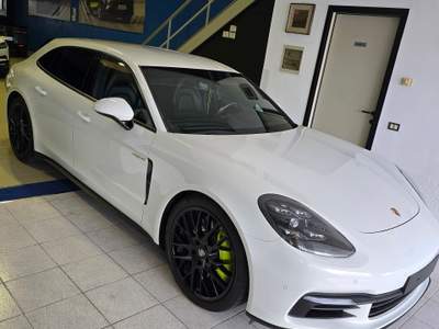 Porsche Panamera Unico proprietario tutta tagliandata porsche hybrid Bianco usata Rimini