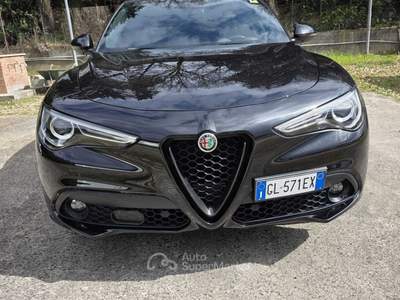 Alfa Romeo Stelvio Aziendale, uniproprietario Nero usata Deruta