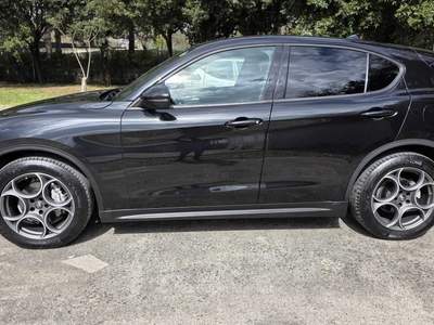 Alfa Romeo Stelvio Aziendale, uniproprietario Nero usata Deruta