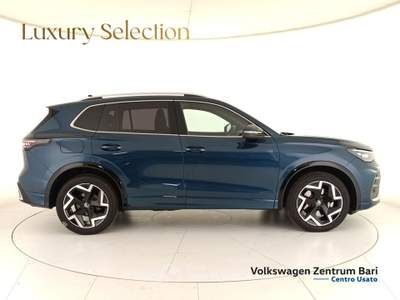 Volkswagen Tiguan 2.0 tdi r-line 150cv dsg Blu/Azzurro usata Bari