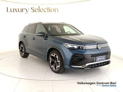 Volkswagen Tiguan 2.0 tdi r-line 150cv dsg Blu/Azzurro usata Bari