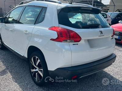 Peugeot 2008 Turbo 110 S&S Allure anno 20 usata Bulgarograsso