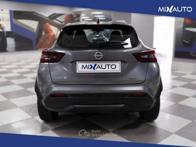 Nissan Juke 1.0 DIG-T Acenta 114CV DCT Grigio usata Latina