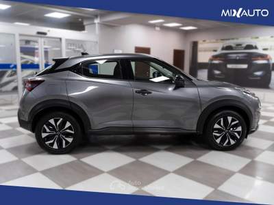 Nissan Juke 1.0 DIG-T Acenta 114CV DCT Grigio usata Latina