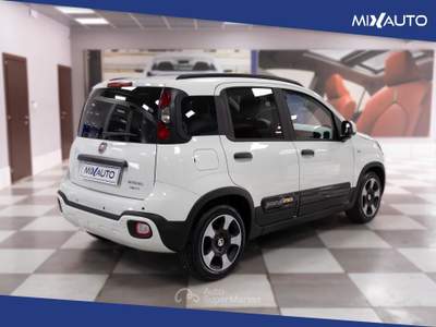 Fiat Panda Pandina Cross 1.0 Firefly Hybrid S&amp;S 70CV Bianco usata Latina