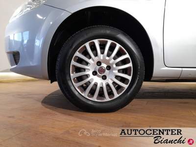 Fiat Grande Punto 1.4 natural power Active Argento usata Castelnovo ne' Monti