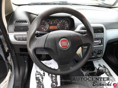 Fiat Grande Punto 1.4 natural power Active Argento usata Castelnovo ne' Monti