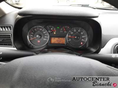 Fiat Grande Punto 1.4 natural power Active Argento usata Castelnovo ne' Monti