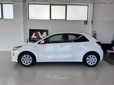 Kia Rio Rio 1.4 crdi Active 77cv Bianco usata Sacile